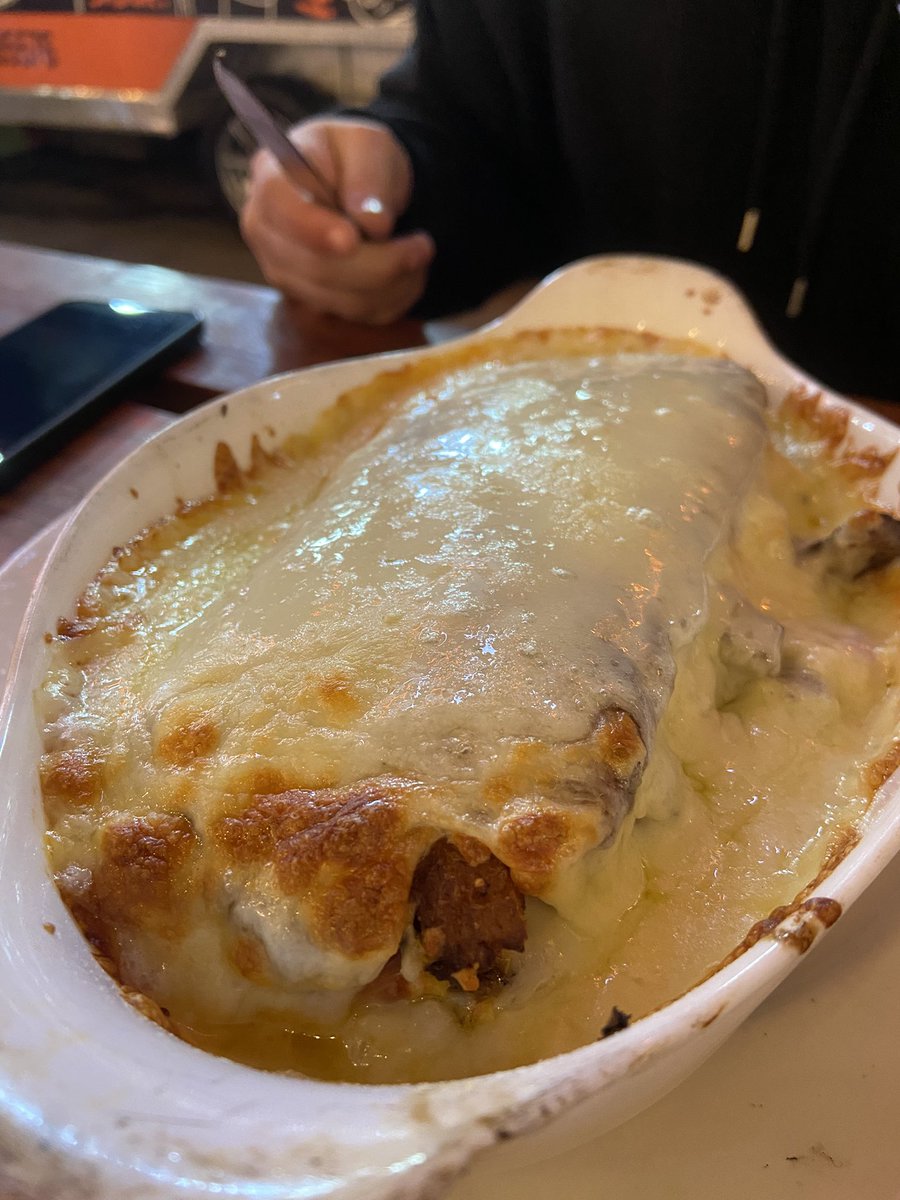 auraemrquez's tweet photo. Siempre siempre mi mejor Cita @NapixVil30 🦋😍 food! https://t.co/bLDY5hIE60
