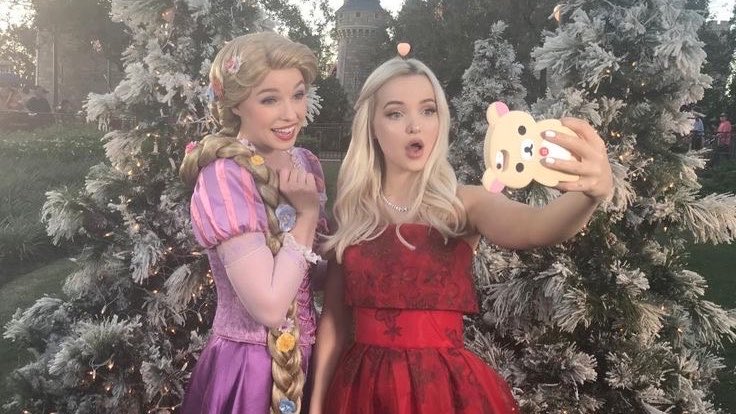 funfettiara's tweet photo. dove cameron and her rapunzel obsession ‧₊˚ https://t.co/qgrLxCMuSu