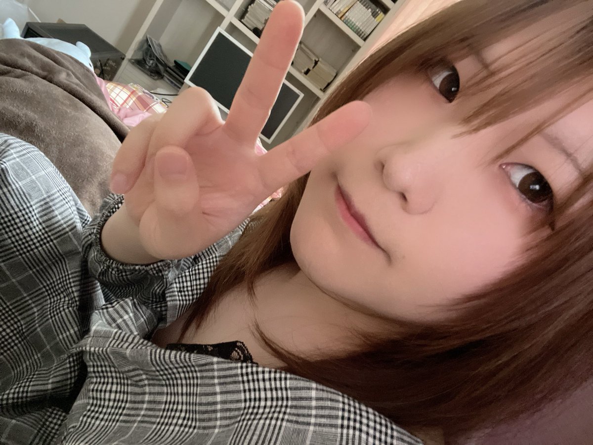 サワ tweet media