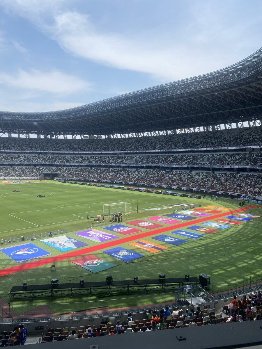 nabe028nabe's tweet photo. 国立競技場の中です〜！
Jリーグっていいですね！
まさにこの事ですね！
試合楽しんでいきますね！
フロンターレからは脇坂選手 三浦選手が
選ばれてますので、2選手の活躍期待してます！

#Jリーグオールスター https://t.co/axb3xCiU4j
