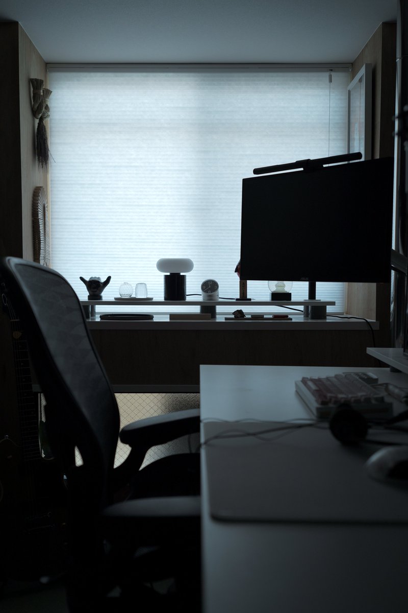LANDMARKPOSSE's tweet photo. ヘッドホン夏用にしたので快適💆🏽‍♂️KOSSの音質FPSゲーム向いてると思う🙆🏽‍♂️
#desksetup https://t.co/xIyvendwMK
