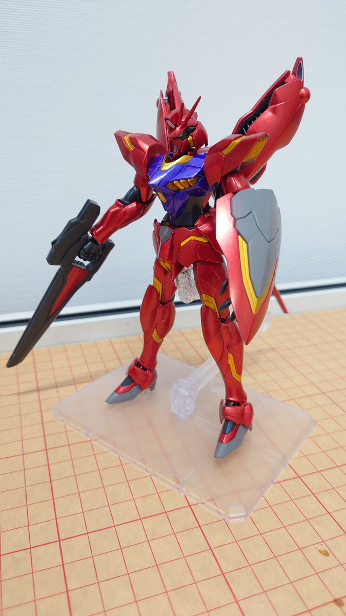 lls_chigasaki's tweet photo. #ガンダムレギルス をMEMORY OF EDEN風にペン塗りして作成してきました。

ある程度は似せてますが赤、紫、グレー、金にしています。
外装だけ塗ってますので中の白が所々見えます。

トップコートなどはしてません。光沢のままの方がいいかと思いましたので。

#ヤマダ #茅ヶ崎 #ガンプラ #プラモデル https://t.co/ePnCLgLEoo