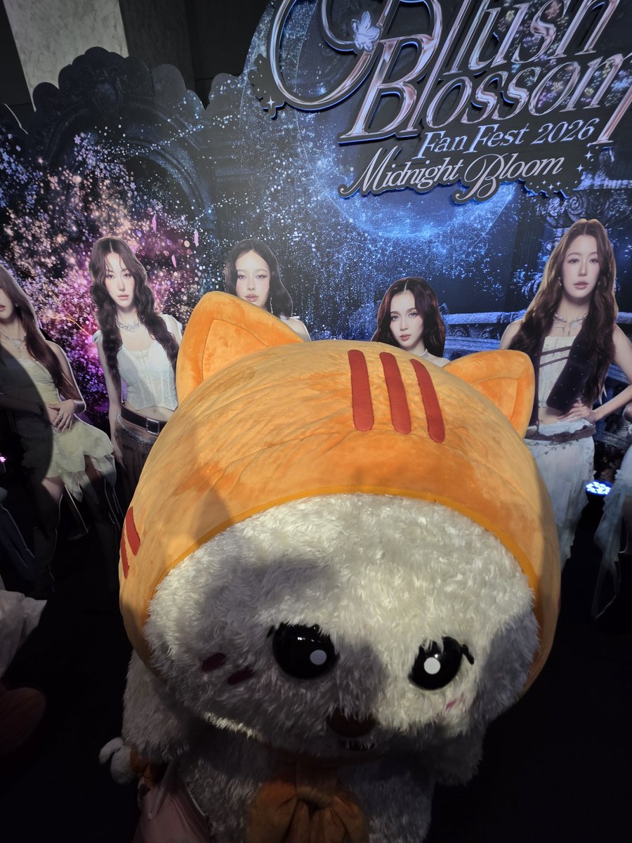 muvmuv_GMMTV's tweet photo. เมิฟเมิฟมาหามี้กะมะมี้แล้วนะค้า
#BBFanFest2026 https://t.co/oe9s6cRhMq