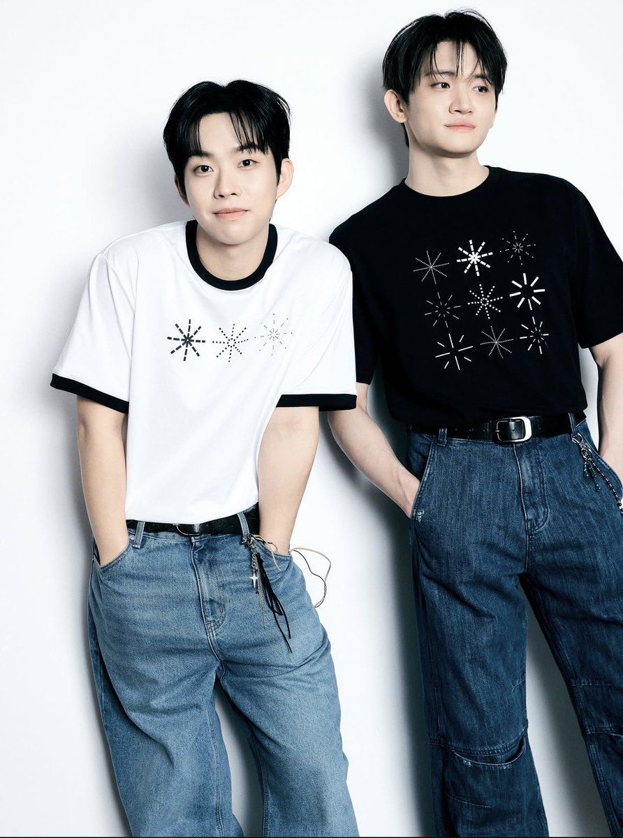 esanvxcz's tweet photo. 나 스파오콜라보포토를 너무 아랑함
남자력 맥스의정석 https://t.co/H1mesePvF7