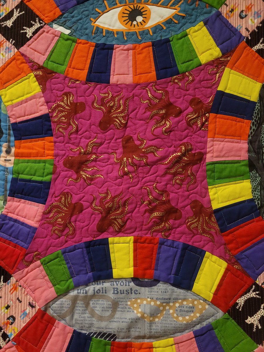 nickelpin's tweet photo. So much awesome textile design on display at Bowers https://t.co/hdmxuKwNEW