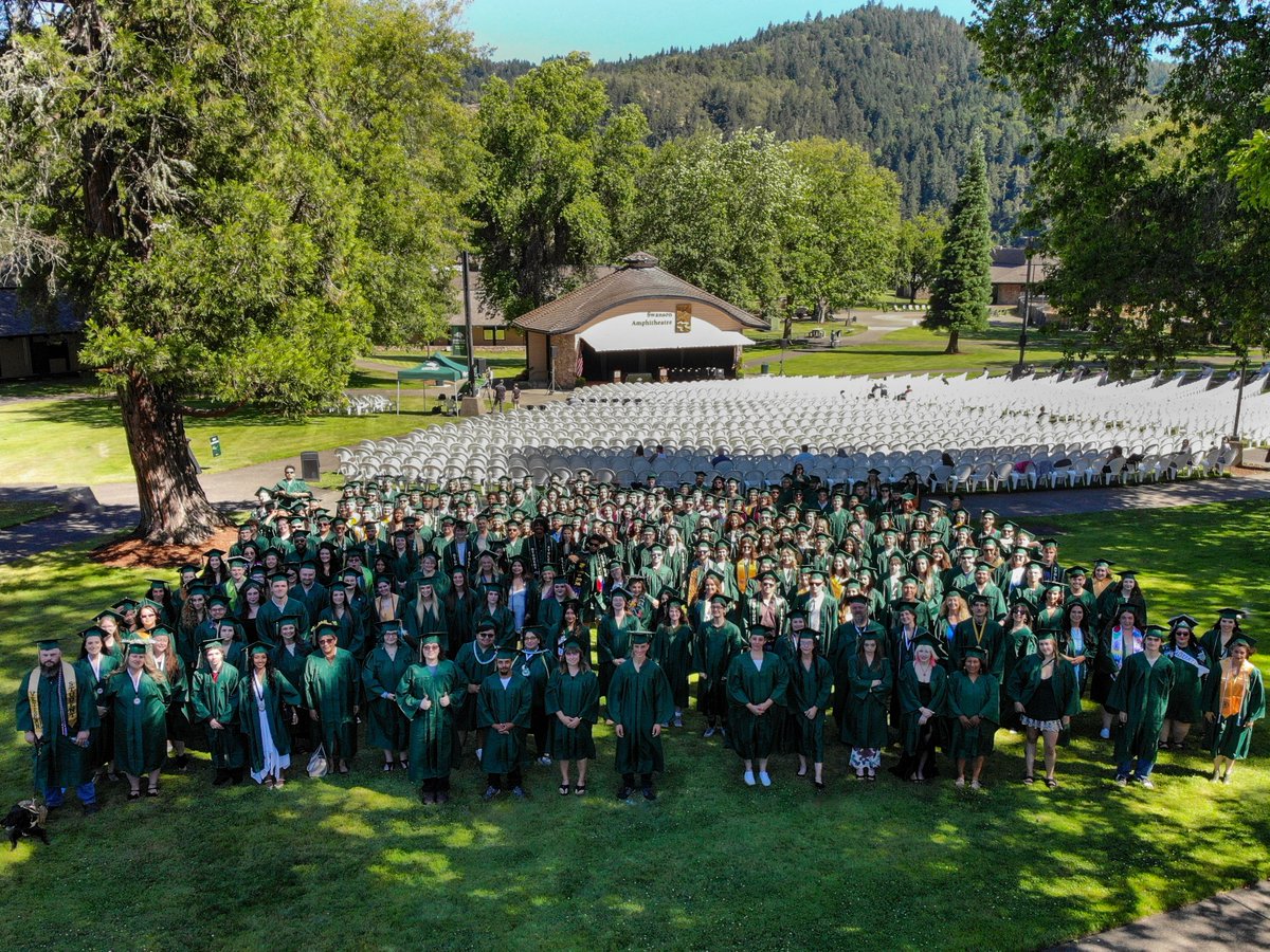 umpquacc's tweet photo. Congratulations Class of 2026! https://t.co/JzF2jD0NzE
