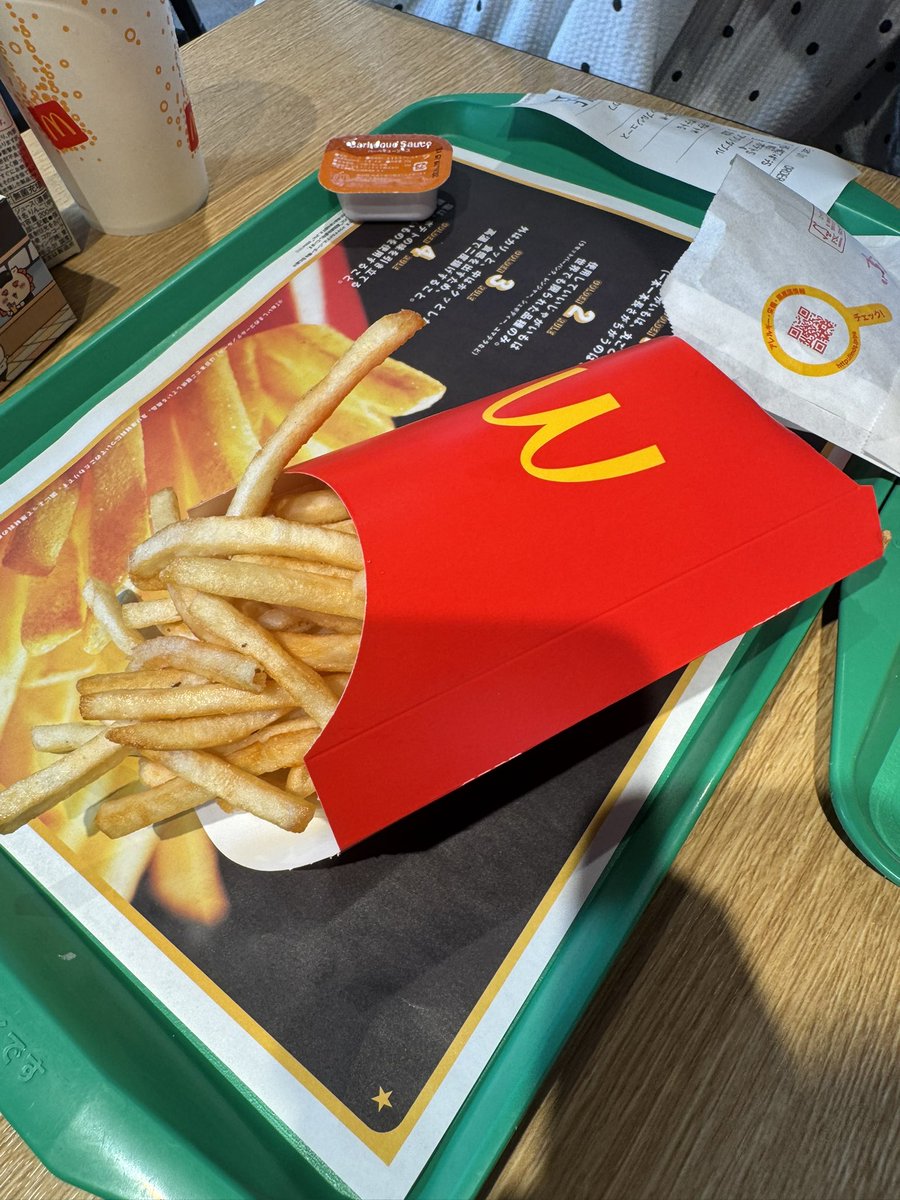 coating_choco's tweet photo. @McDonaldsJapan #ポテナゲ特大を家でおトクに食べよう https://t.co/4VvjxXpAAe