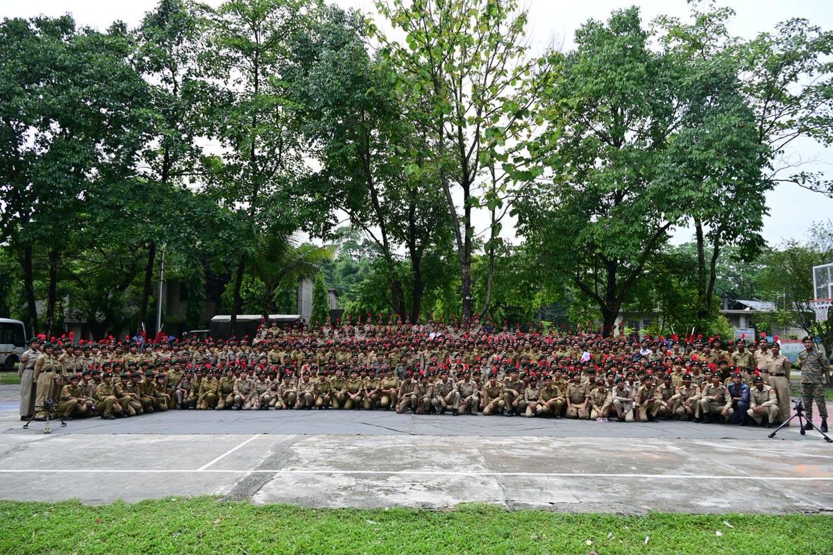 SikkimMedia's tweet photo. 550 NCC cadets of 1 Assam Battalion successfully completed the 10-day Combined Annual Training Camp (CATC-42) at JNV Nalbari.

The camp focused on drill, weapon training, field craft, first aid, leadership development, disaster response, adventure training, and Army interaction. Cadets also participated in cultural and sports activities, embodying the NCC motto of “Unity and Discipline.”

#NCC #Assam #CATC42 #YouthDevelopment #UnityAndDiscipline #IndianArmy