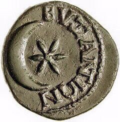 M_Lambrianidis's tweet photo. @roman_kalynskiy @JGrant5291453 @Ayran_Enjoyer Look again.....you stole Greek symbols to create your flag https://t.co/jZe6ekxQYD