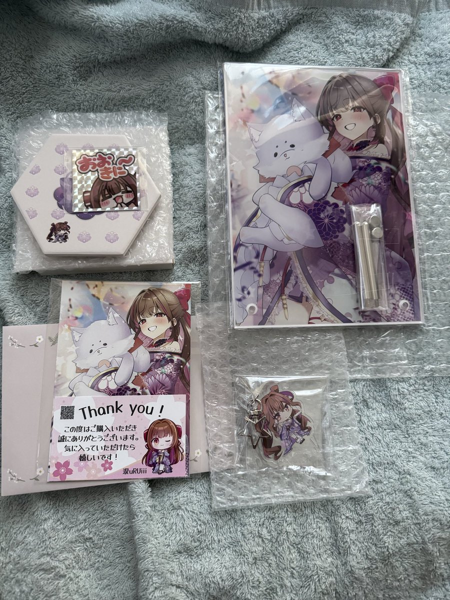 varistance's tweet photo. #涙うるい
お嬢！！！無事届きました！！！！ https://t.co/0KKt0mXWTc