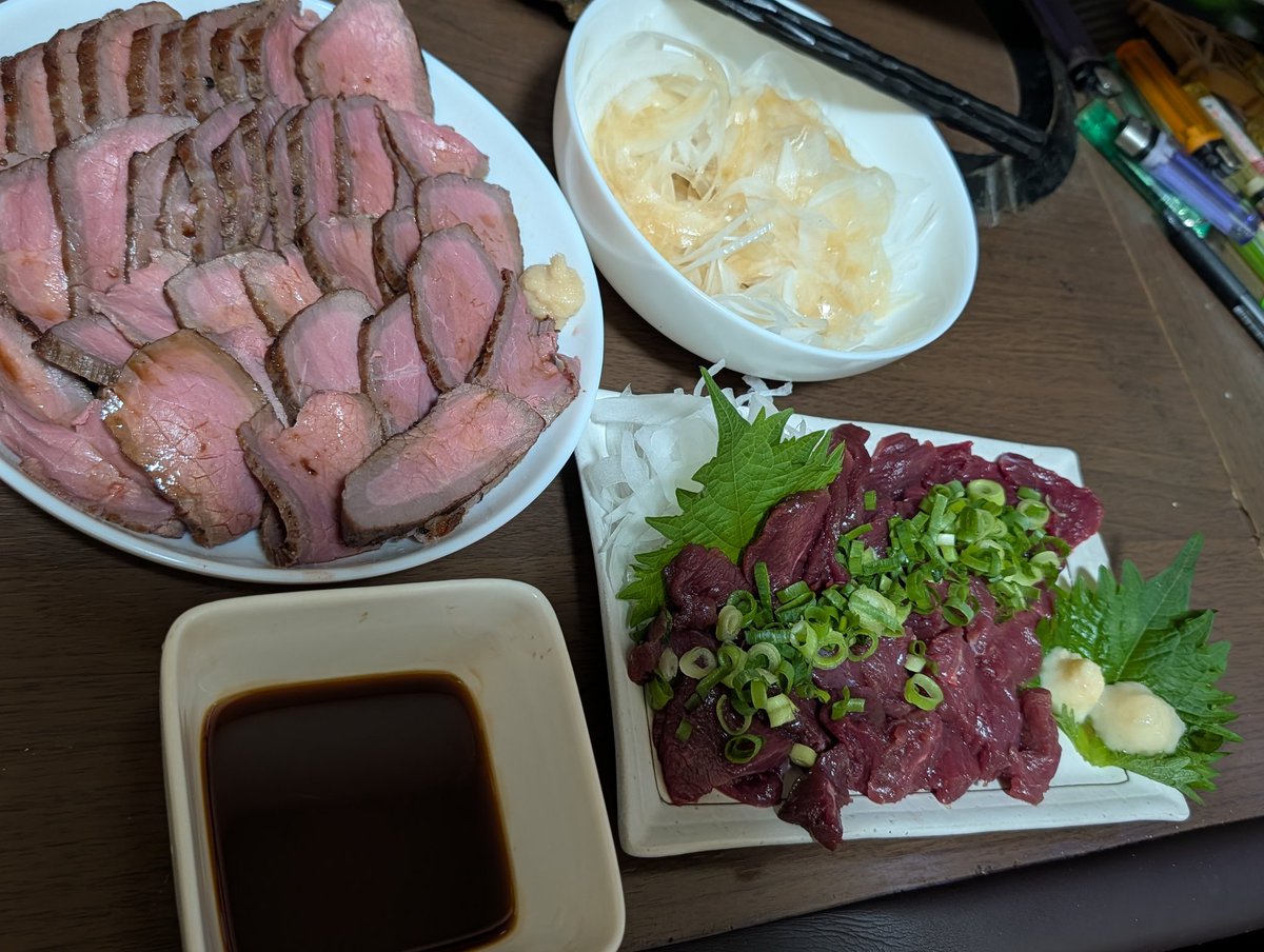 shirotoro's tweet photo. ついでに馬刺しも

ｋｐ https://t.co/QDQIDScQzN