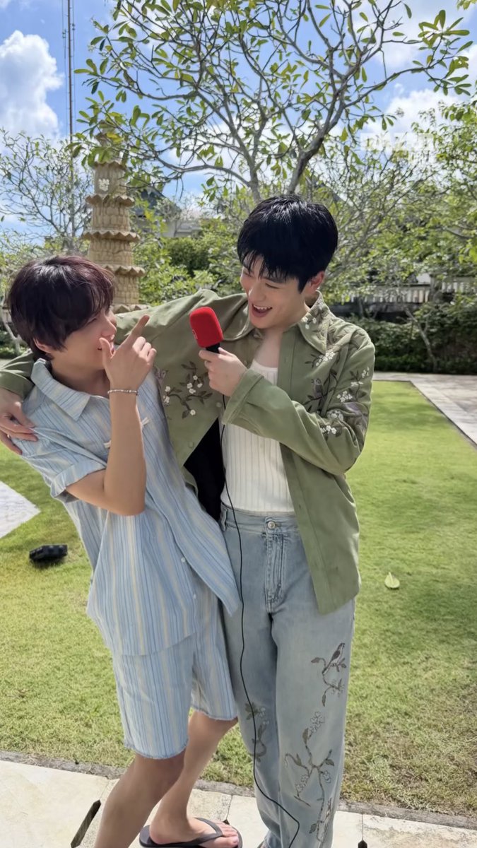 bokgom7766's tweet photo. 재동에게 이런일이 https://t.co/8nVR4a7LFu