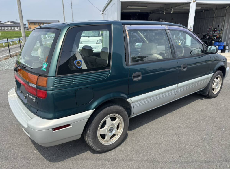 IXbE1IzHH3myazI's tweet photo. 気になる中古車まつり！
「三菱 シャリオ 2000 ディーゼルターボ MX 4WD」
なんとぉ！ディーゼルの4WD マニュアルミッションですよぉ～😱 https://t.co/u1nPucHIfx