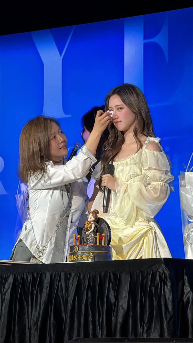 tinychen0909's tweet photo. Dont cry na!!! You’re so loved 🥹

Credit to the owner
#JaneYehBirthdayTour2026inTaipei 
#janeeyeh https://t.co/m7i1Y2LHYs