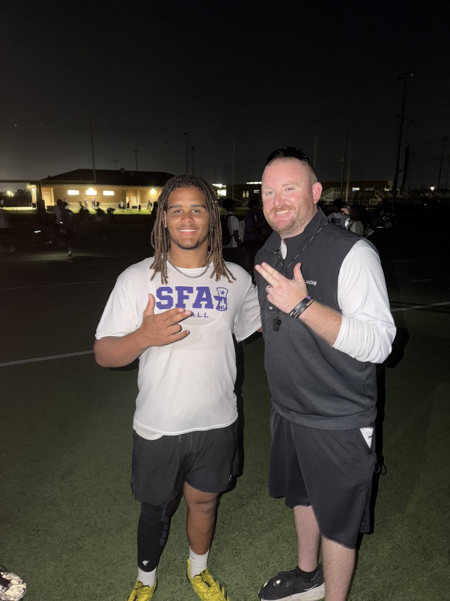cjlarkin2008's tweet photo. Blessed to attend the @SFA_Football camp and continue to learn and develop. Thankful for the opportunity and all the coaches!
@CoachFaske @CoachCarthel @CoachJChambers @CoachPullen56  @coachscottparr8 @BallCoachHP @HD3_FITNESS @One11Recruiting @247Sports https://t.co/guo7gITEpm