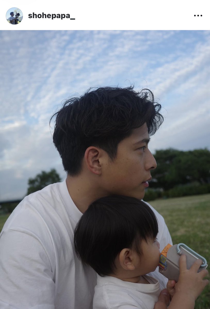mamedatsuko's tweet photo. 島津製作所のラグビー選手だった外山さん、若パパコンセプトでインスタデビューしてて本当にカムサ(カットモデルで激バズり連発してたお方) https://t.co/yIM7GQOG1U