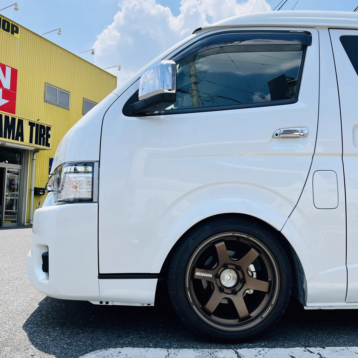 TE37SB　ハイエース　タイヤまだ使えますがおまけ程度 秋山タイヤ商会 尾張旭店 on X: 