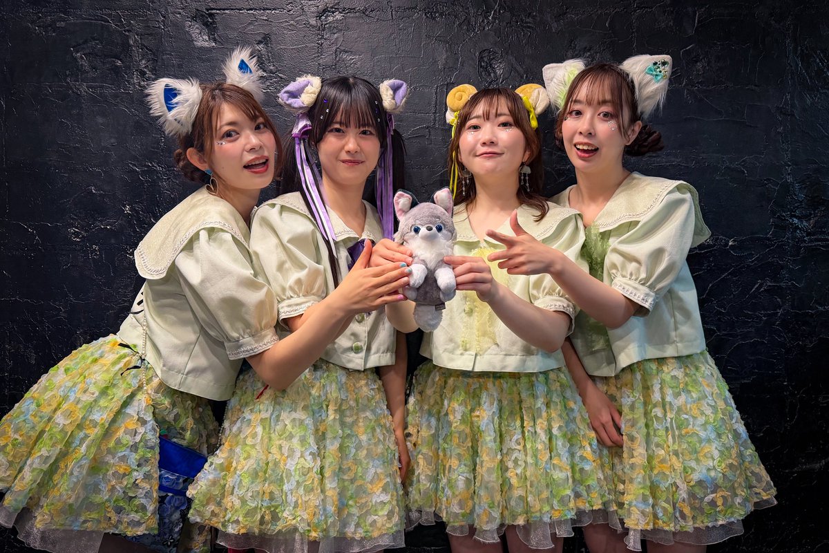 Yuki_1227_photo's tweet photo. 2026年6月13日(土)
What?ふわっとvol.13
〜わたあめびーすたーず定期主催ライブ〜

3月ぶりのふわふわ☁️
俺がいちばん好きな、そら豆衣装が復活で神！！

 #わたあめびーすたーず https://t.co/euVDe9phee