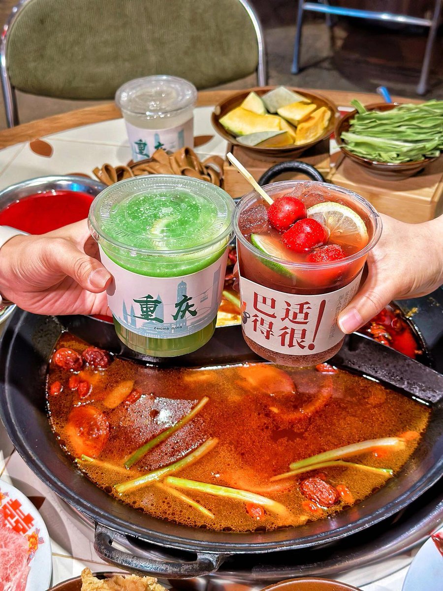 AeroScissors123's tweet photo. Just discovered the ultimate hidden gem for authentic Sichuan hotpot in downtown! Tender beef, numbing mala broth, and fresh fish balls hit different. 10/10 will be back next weekend https://t.co/KnZiGqnB57