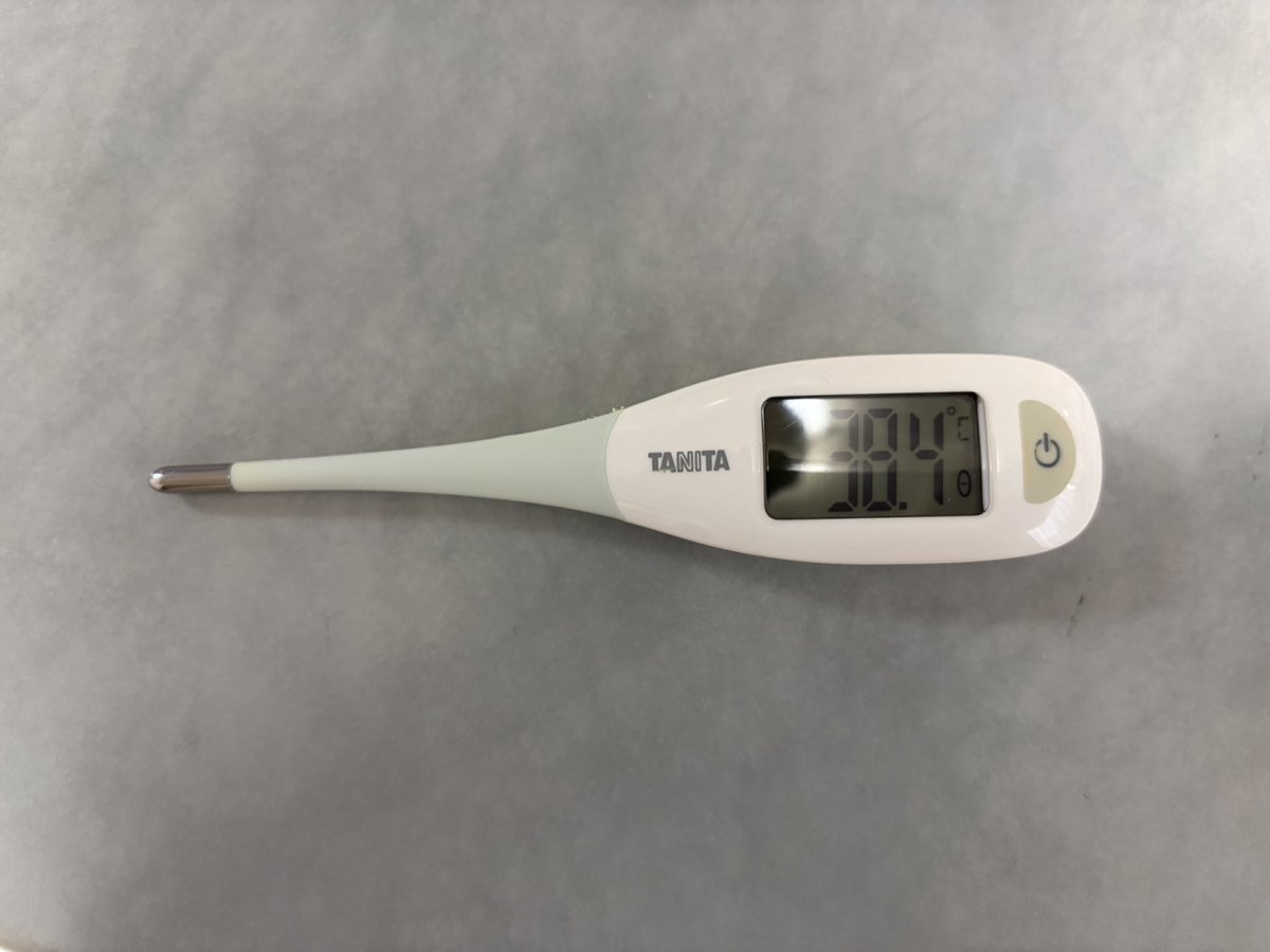 hapirocona's tweet photo. 体調不良で朝から寝込んでて少しマシになったがなんか熱が… https://t.co/Vnq8hluZWR
