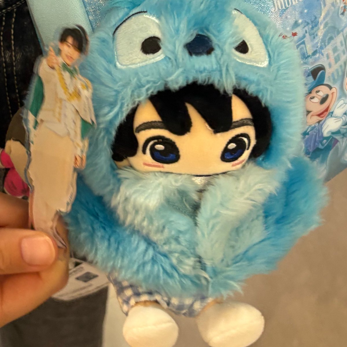 funky7_'s tweet photo. 映画の内容何も知らずにきた拓哉担
「見て、持ってた」

奇跡すぎて笑った
もちろん本編でも声出してた https://t.co/VWZMC2a4w9