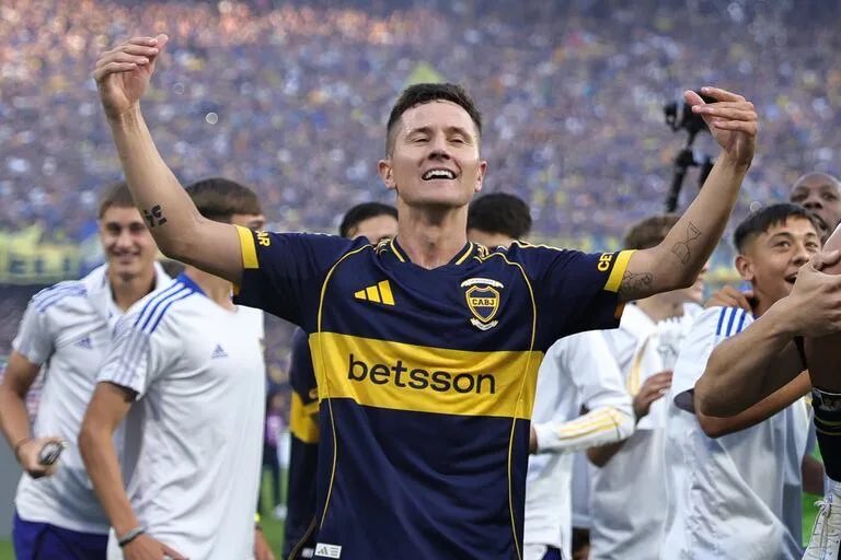 MBlanquillo1932's tweet photo. ❗️ @MatteMoretto ya aseguraba anoche que ANDER HERRERA está MUY CERCA de regresar al #RealZaragoza. https://t.co/I7GpO6miG6
