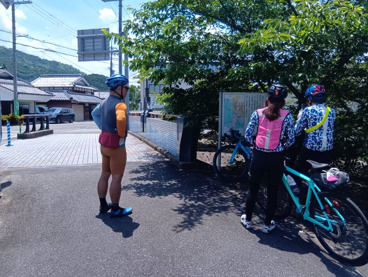 puntasan's tweet photo. ブルベの女神様(？)と、PCの水分れ橋で待ち伏せ→自宅近くまでの帰り道を同行してもらいました😅 https://t.co/53vyE3MeUq