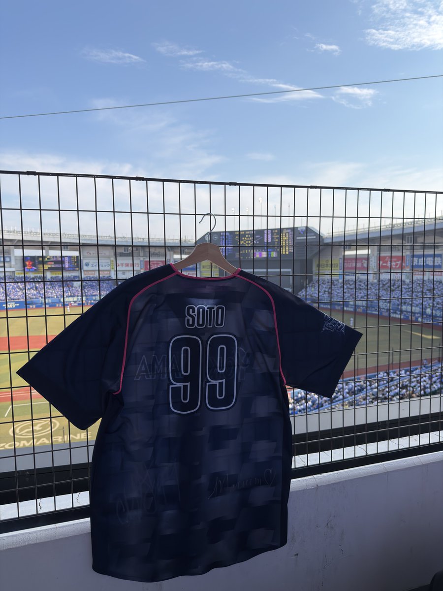 _shins99's tweet photo. 1000games💙🤍🖤🙏
#baystars #chibalotte
#ネフタリソト https://t.co/zAI85W3BWS