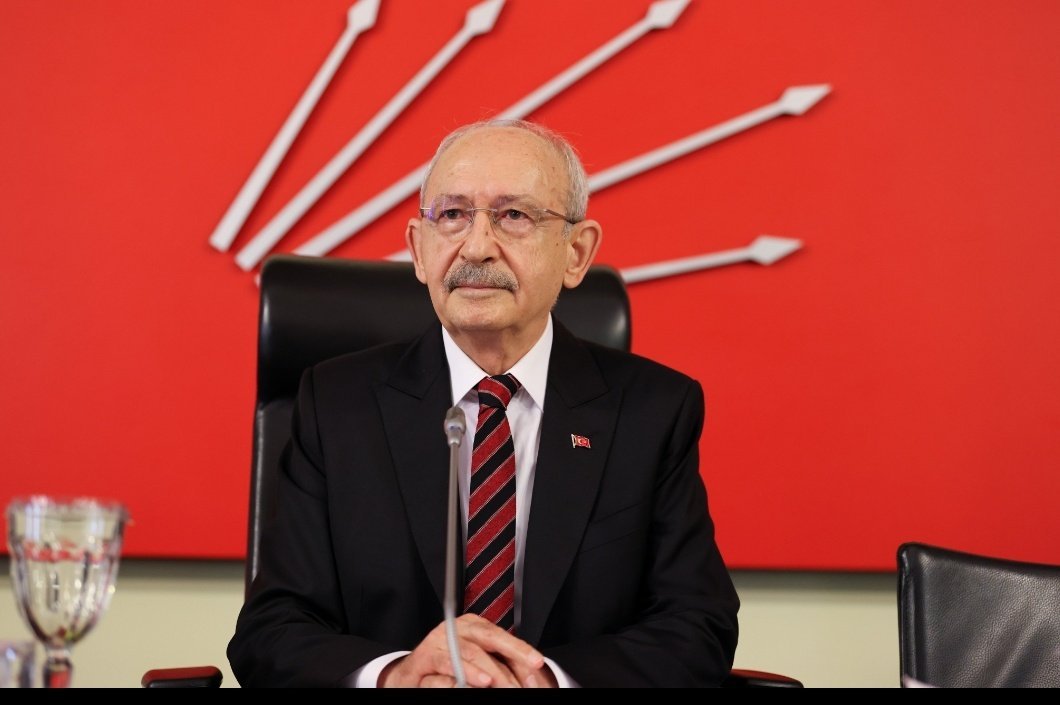 sevgiadalett's tweet photo. Sevmeyelim de taşa mı dönelim. 
@kilicdarogluk 🫶 https://t.co/4rI2ADJvjL