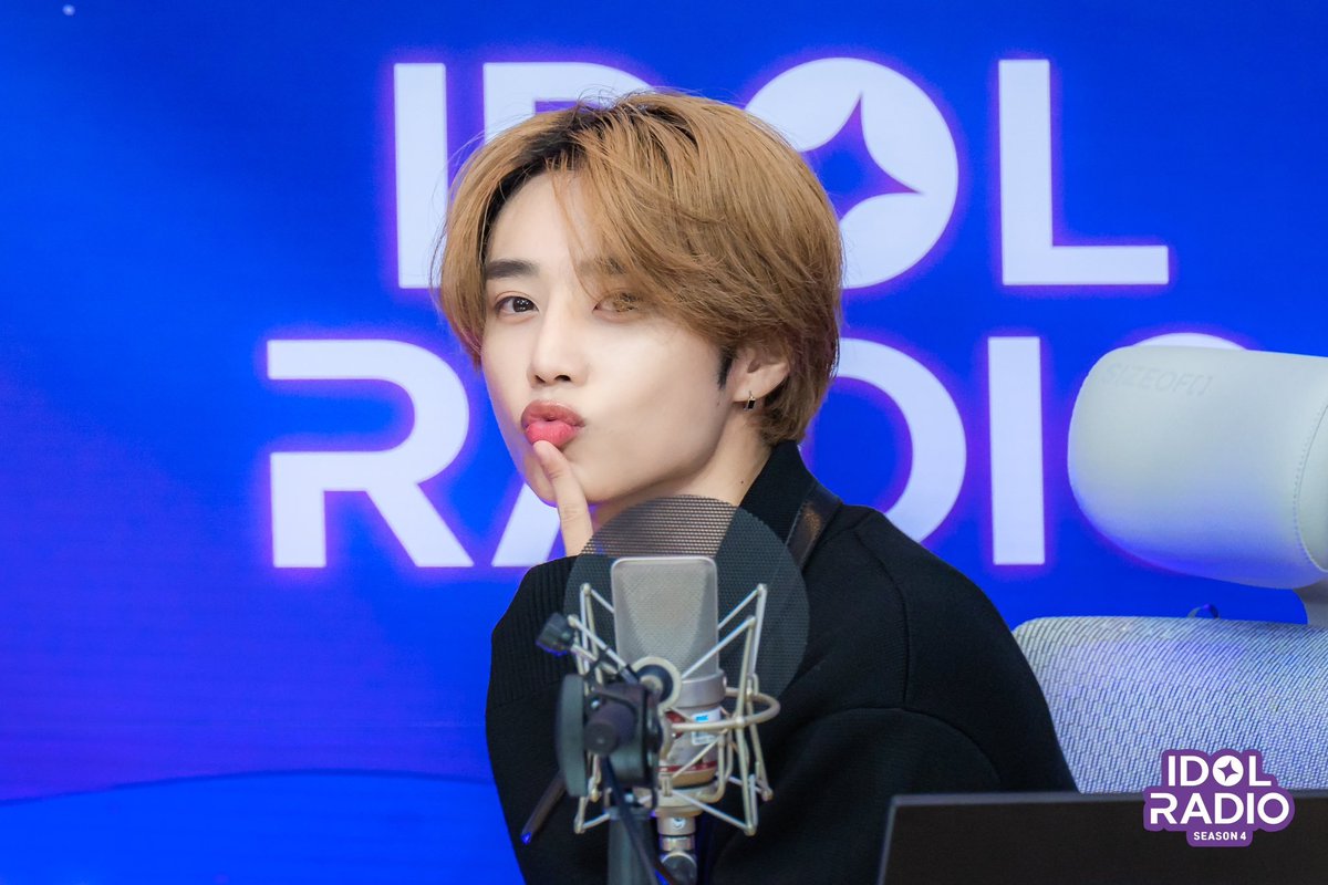 yufumn's tweet photo. I settled behind the microphone with a playful composure, letting charm and confidence flow in equal measure. I keep the mood light, the gestures effortless, and the energy warm, turning an ordinary moment into something memorable with nothing more than a glance and a smile. https://t.co/xhnGbaihU3