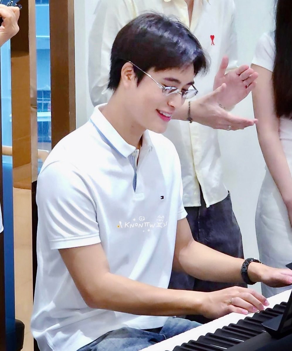 Geminint_family's tweet photo. ♊️ IG Update | ningkeeratii 

22ND MIRACLE BOY GEMINI
#22ndGEMINIDay
#Gemini_NT #เจมีไนน์@gemini_ti https://t.co/KQzI2CjRgM