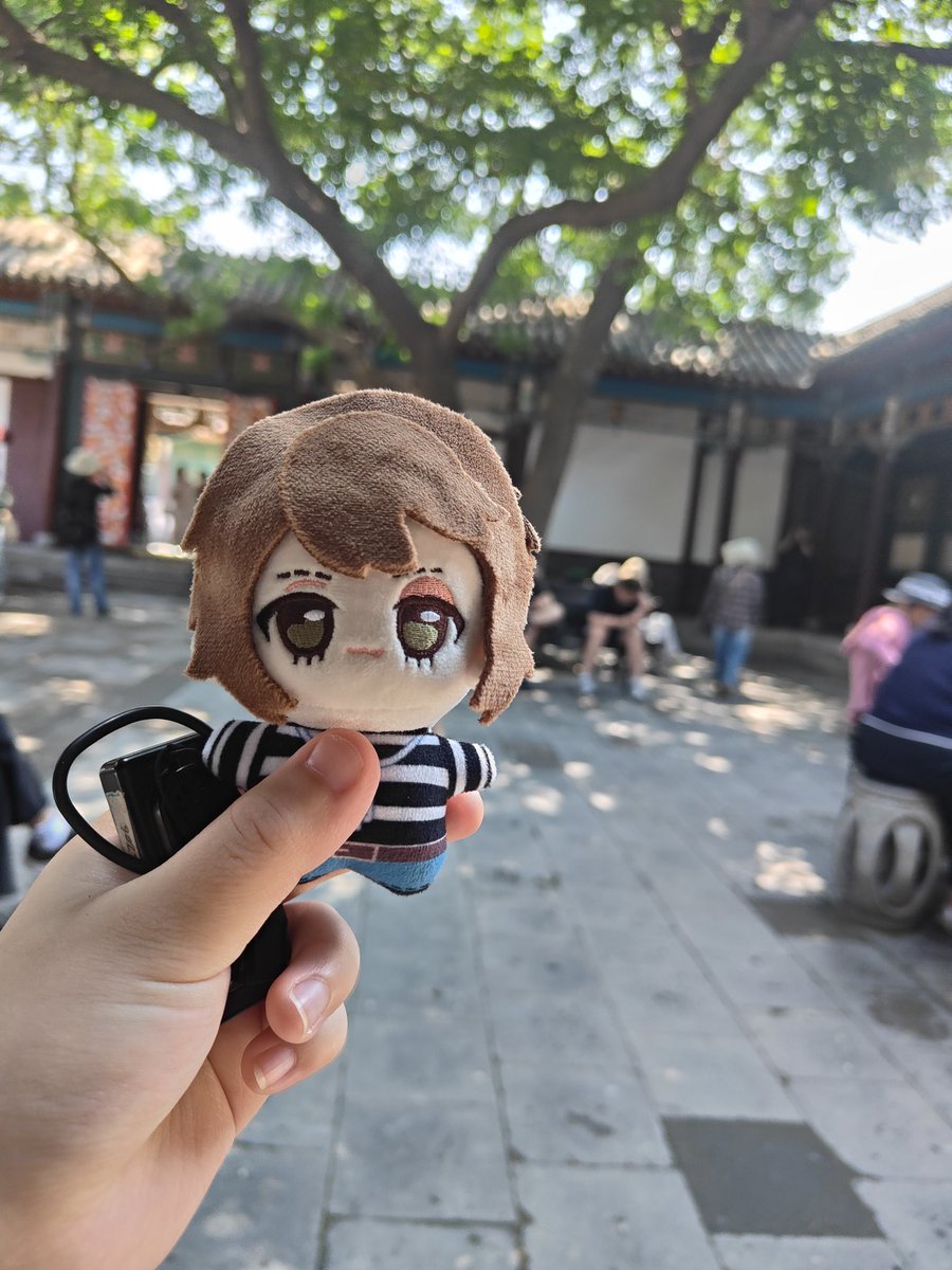 0203yetu's tweet photo. 哦对了
我昨天还带luca回老家了。
就是位于沈阳的大帅府。
没错luca还有个原型是张学良。 https://t.co/cAow0TKg7h