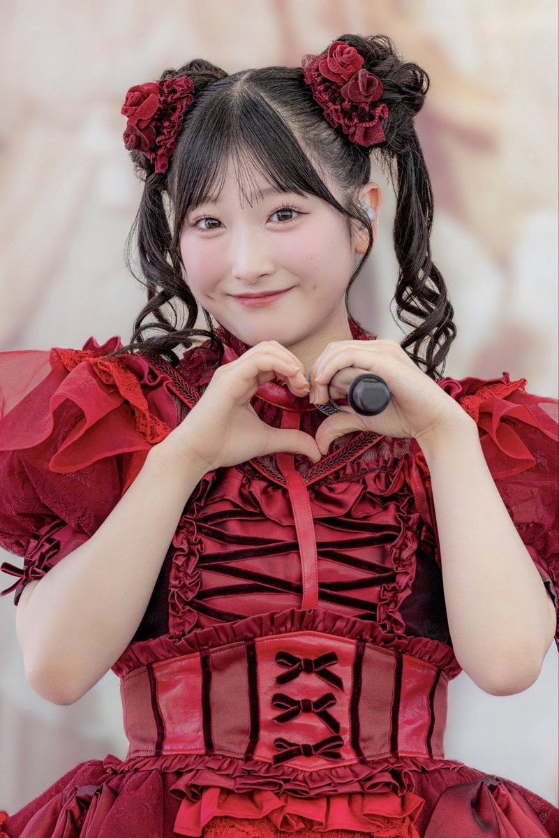 camera_techi tweet picture