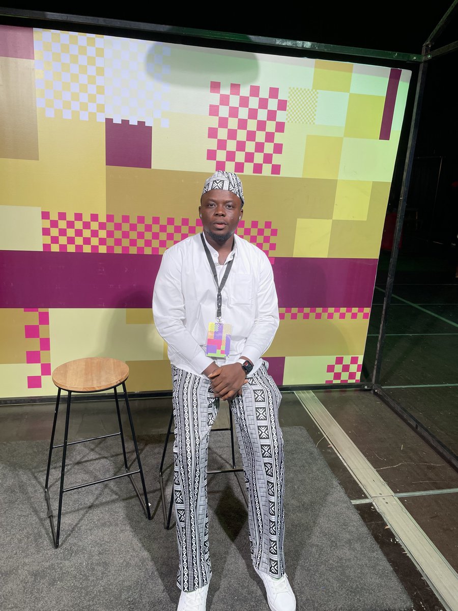 UncleOsas_'s tweet photo. Told myself that I was going to attend more “speaking” kind of events this year and not only parties. 
So yesterday, I attended the #PhTechExpo proudly sponsored by NDDC 🚀

Still invite me for alcohol related events though 🌚 https://t.co/3bRoMYdciO