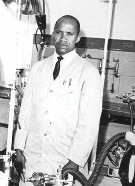 HistorySAZAR's tweet photo. Hamilton Naki (1926 – 2005) was a South African laboratory assistant who achieved global recognition for his remarkable, self-taught surgical skills in organ transplant research. Operating under the constraints of the apartheid regime, he progressed from a grounds gardener to a pivotal research assistant and teacher at the University of Cape Town. He worked with cardiac surgeon Christiaan Barnard at the University of Cape Town, where he was involved with organ transplant research on animals and trained medical students in surgical techniques. Source: Research Gate, Wikipedia