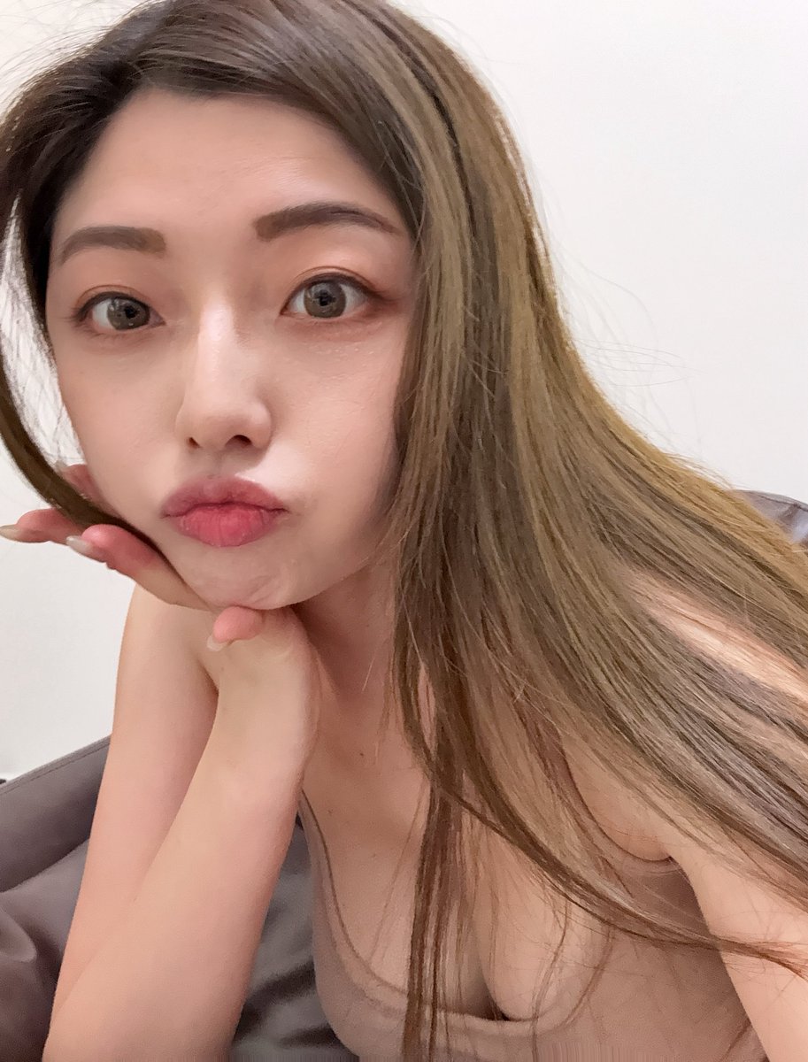 yingchinglee714's tweet photo. 髮色褪了🧡
#日常 https://t.co/hIG0JQySlD