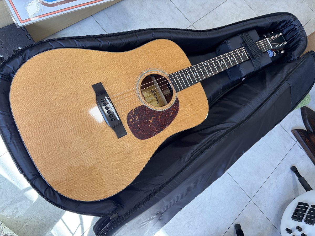 ivi2940music's tweet photo. アイヴィー楽器、土日祝日は12-18で営業中🙌

画像はお客様からご注文いただき納品したEastmanのアコギです🎶
お取り寄せしたものも店頭ご購入品はメンテナンス永久に無料🤩🌈

楽器のご相談はアイヴィー楽器まで🎸

☎︎024-502-8401
✉︎musicheart-ivi@musicheart-ivi.com https://t.co/acrMntfMck