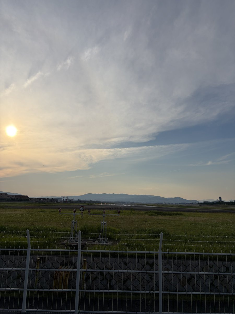 taskruka's tweet photo. 今日はここから https://t.co/AgD5ps9x4i