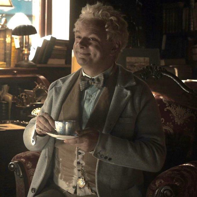 carla_evital's tweet photo. A month since I've been missing Aziraphale's bright smile, his eyes twinkling softly and his tender voice. A month missing Crowley's cool walking, her beautiful eyes and love to his angel, the plants and the Bentley. A month and I still can't totally understand they're gone. Why? https://t.co/aOsUXzLCcn