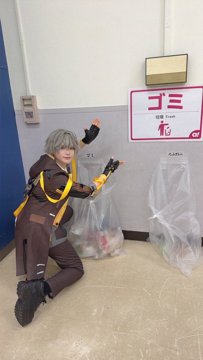 _saori_cosplay's tweet photo. 離脱しました〜推しとツーショできて大満足❤️‍🔥❤️‍🔥 #アコスタ池袋 https://t.co/mHpaYgnQAT