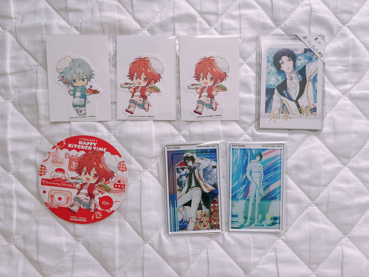 HtRsRsMk's tweet photo. 【交換】 アイナナ アニカフェ アクスタ ステッカー コースター アクリルカード バーブロ

譲→画像1~5枚目
☆大和 ☆三月 環 壮五 ☆ナギ 陸 巳波

求→画像6枚目青線 一織 各1
※画像6枚目含む場合、同異種検討します

↓ https://t.co/g6HTT5OBpR