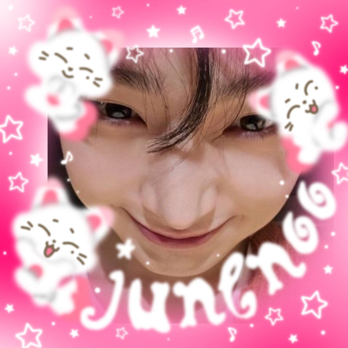 hypxevn's tweet photo. Hi guys, if you want, you can use these cute frames created by @/Team_Sunoo with our SUNOO CULT PFP

Yellow: https://t.co/HDCSgGkjit  
Purple: https://t.co/ML3ppRLCo2 
Pink: https://t.co/ClTGtogZOc 
Blue: https://t.co/CzjrEx3SSH 

Here I made for you: https://t.co/mhOwK3FM2k