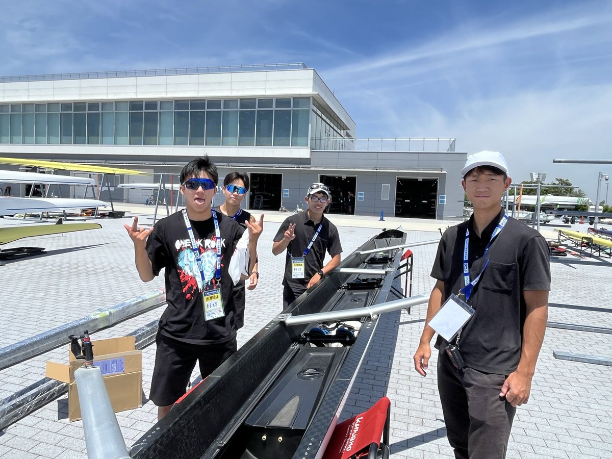 ut_rc's tweet photo. 🚣ブログを更新しました🚣

タイトル：全日本選手権舵手付きフォア “蒼星” 振り返り
田中璃央：漕手・経4年・聖光学院高校出身
ブログの内容や一言：地に足つけて
リンク：https://t.co/j1yGuywtmq

ぜひご覧ください✨

#東大 #ボート部 https://t.co/9kPqQODqbZ