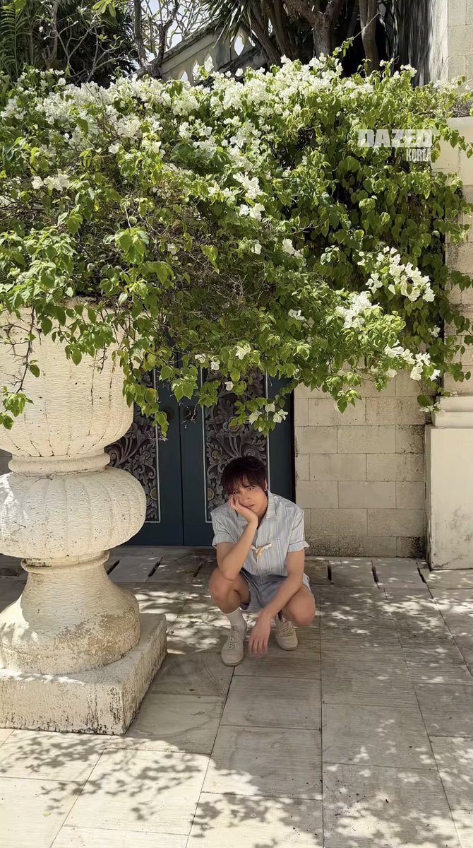 dr0plets_'s tweet photo. 화보라는거참좋은듯 . . . 🙂‍↕️ https://t.co/UYrdrqv5yJ