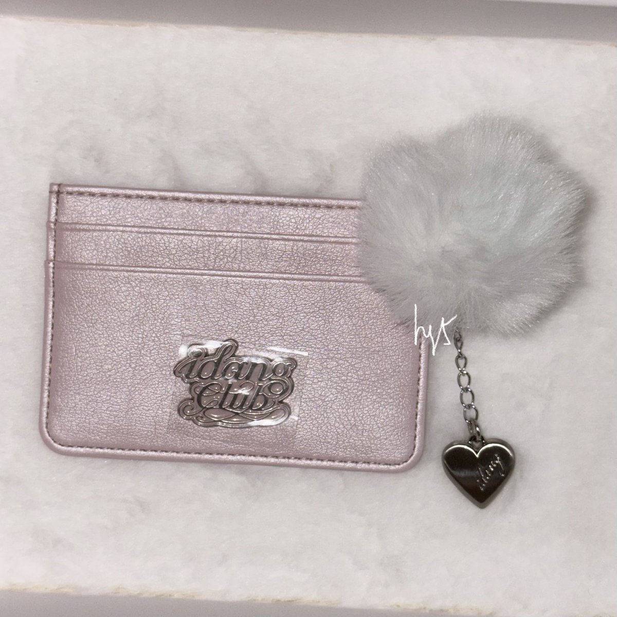 hgtrack5's tweet photo. wts lfb ph

idang club pink heart card wallet

- ₱1,150 (free sf)
- payo
- unused

mop: gcash/maribank
mod: j&amp;t

kr korea card holder idangclub archive archivetwt monchhichi bebichhichi https://t.co/kyQs7Xj8S6