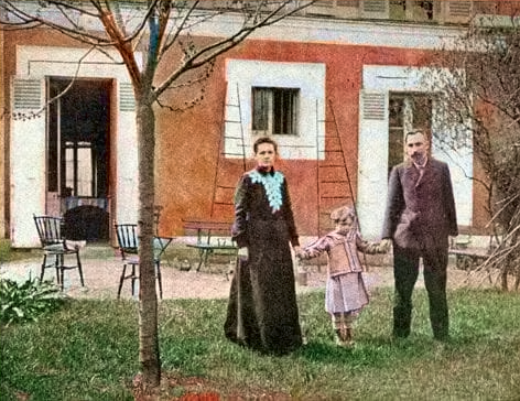 ColorizeImages's tweet photo. @PhysInHistory https://t.co/WRTN9gWqP9