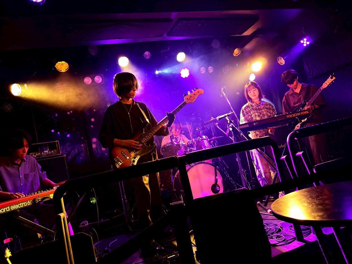 CapsRock_info's tweet photo. 6/10（水） 赤坂Navey Floor「My Apology｣
ご来場頂き、誠にありがとうございました！

6/22（月）下北沢、Live Horic様にて
「YORU NO ODORIKO」に出演させて頂きます！

OPENは18:30~です！
取り置きも受け付けておりますので、
ぜひお越しください！
  #インディーズバンド #邦ロック #music https://t.co/vwRpT8tVyY