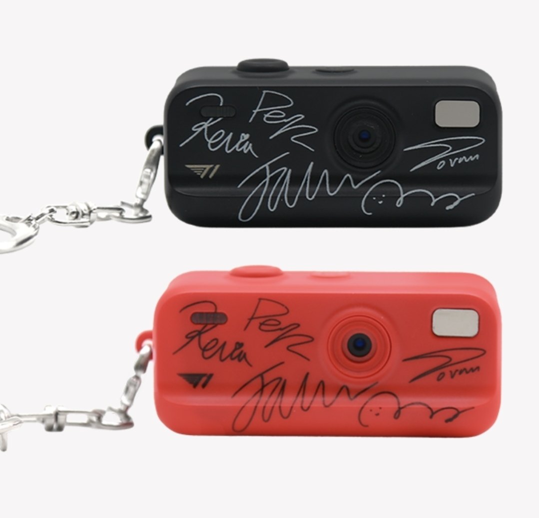 yenar4n's tweet photo. ₊* ҉  MSI 진출 기원 #RT 이벤트    ҉˚

간절함을 담아 내일 티원이 MSI 2시드로
진출한다면 T1 Mini Memory Camera를
두 분께 보내드립니다. (색상 랜덤 참고)

당발은 경기 결과 직후
국내 거주자 한정으로 보내드려요. https://t.co/4XsfAf97wZ