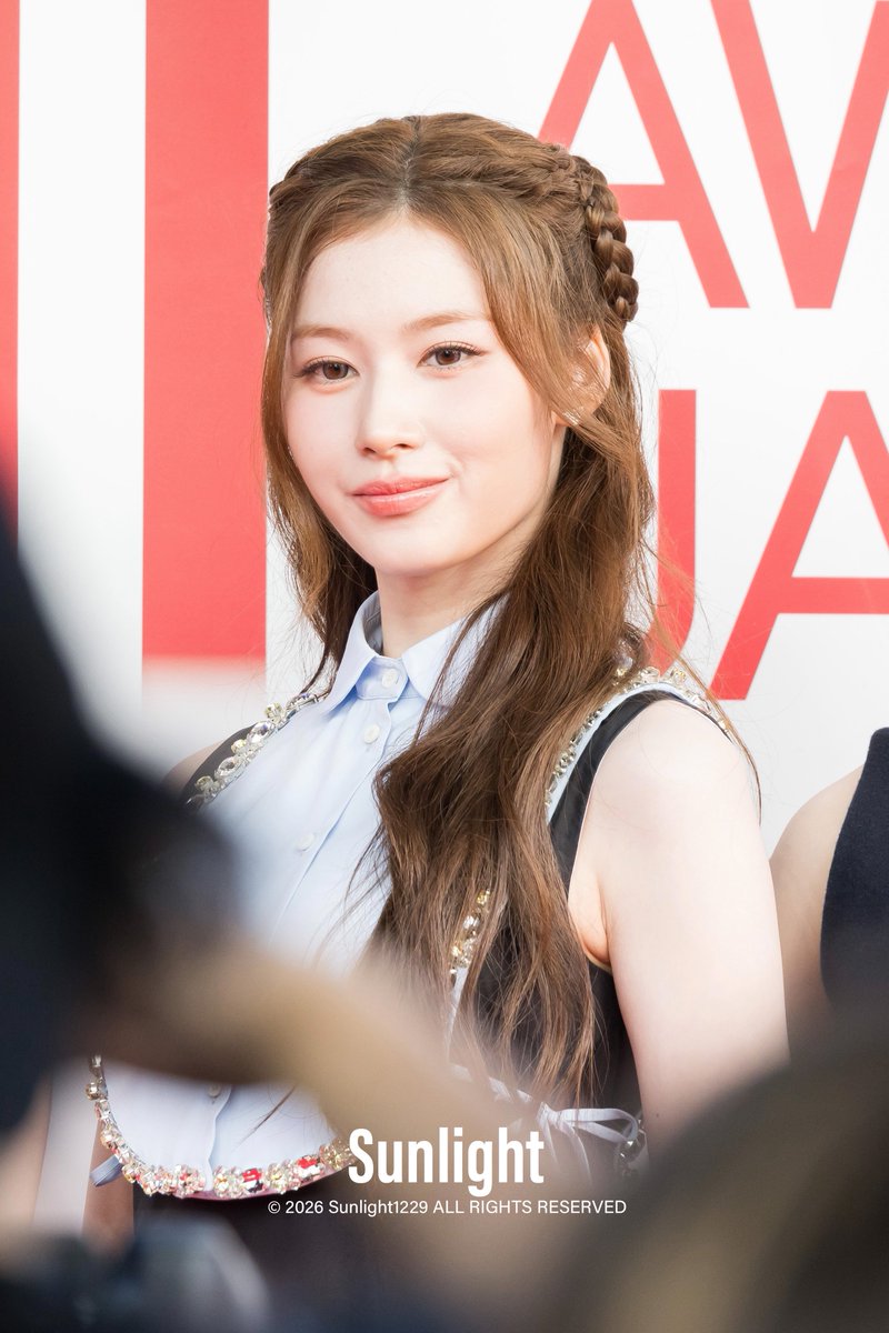 Sunlight1229's tweet photo. 260613 MUSIC AWARDS JAPAN
#트와이스 #TWICE #사나 #SANA #サナ https://t.co/M6rKCKqGKP