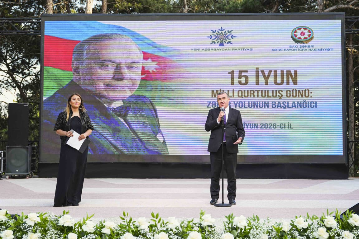 YAP_1992's tweet photo. Yeni Azərbaycan Partiyası Veteranlar Şurasının, Xətai rayon İcra Hakimiyyətinin və YAP Xətai rayon təşkilatının birgə təşkilatçılığı ilə 15 İyun - Milli Qurtuluş Gününə həsr olunmuş tədbir keçirilib.

https://t.co/ZJCVKlfgZj https://t.co/BRBkNQ0iz0
